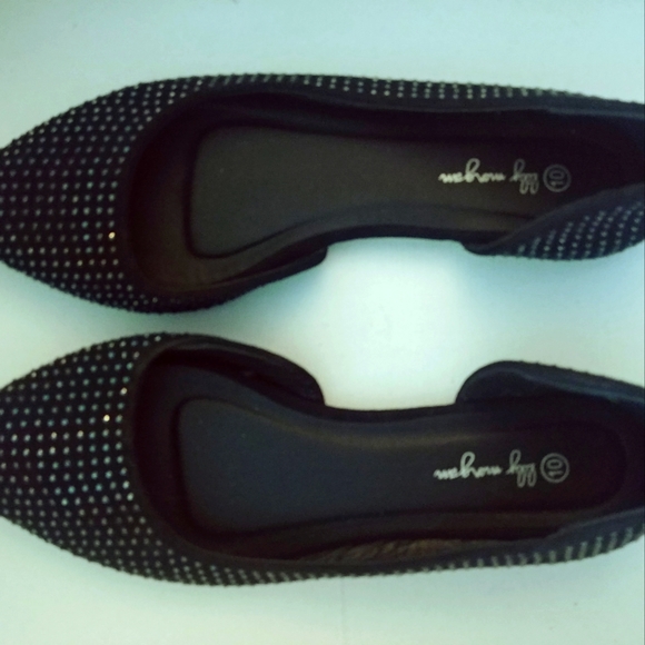 Lilly Morgan Stylish Flats - Picture 1 of 3